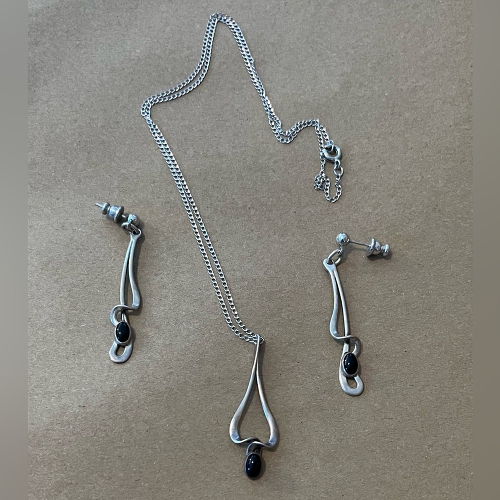 Sterling silver necklace/pierced earrings - freeform swirl style & black stone